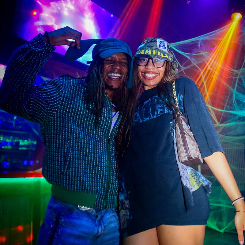 POSE B2B 10/23/26